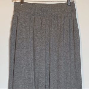 EUC‎ SJB Active Wear Super Comfortable Performance Gray Pants